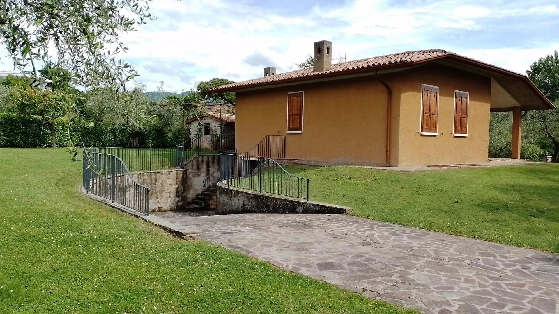 Casa Degli Ulivi Villa San Felice del Benaco